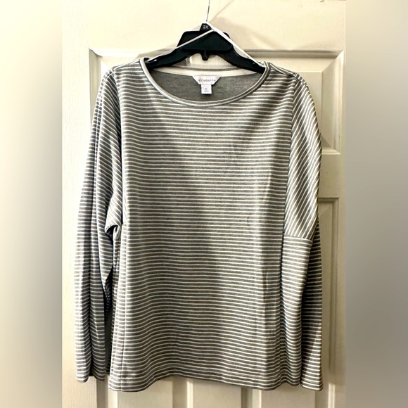 Liz Claiborne Tops - NWT XL Gray Striped Liz Claiborne Long Sleeve Cotton Shirt.
